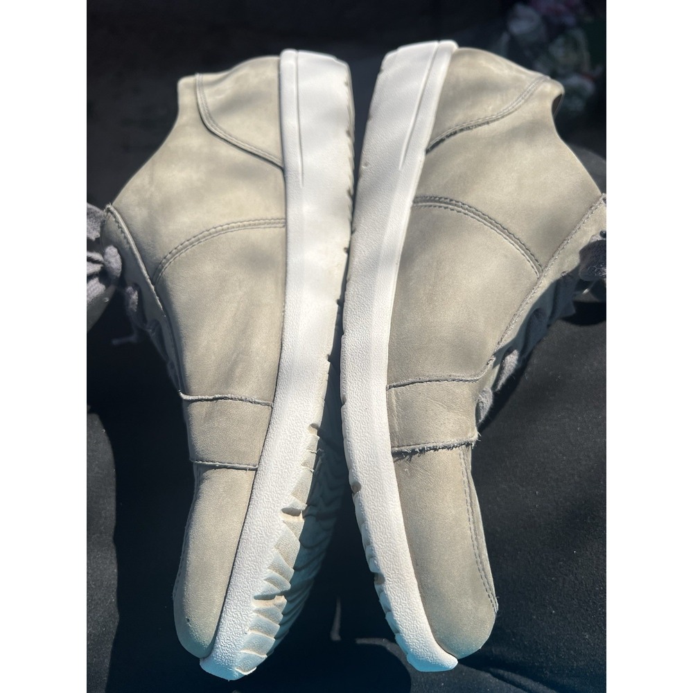 Vionic Abigail 8 Women's Zipper Athletic Training Shoes‎ Sneakers BHFO 8126 - Picture 2 of 8